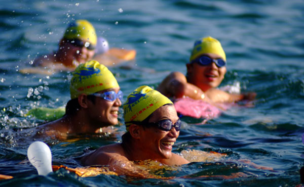 Sun Moon Lake Swimming