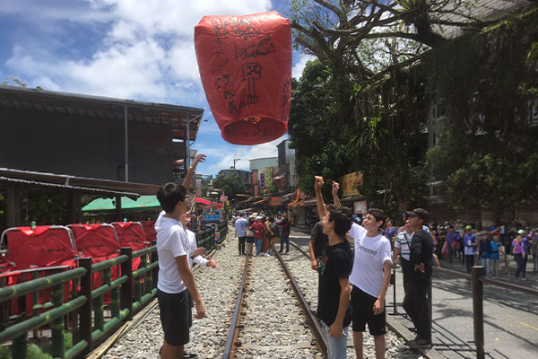 Lantern Reelasing